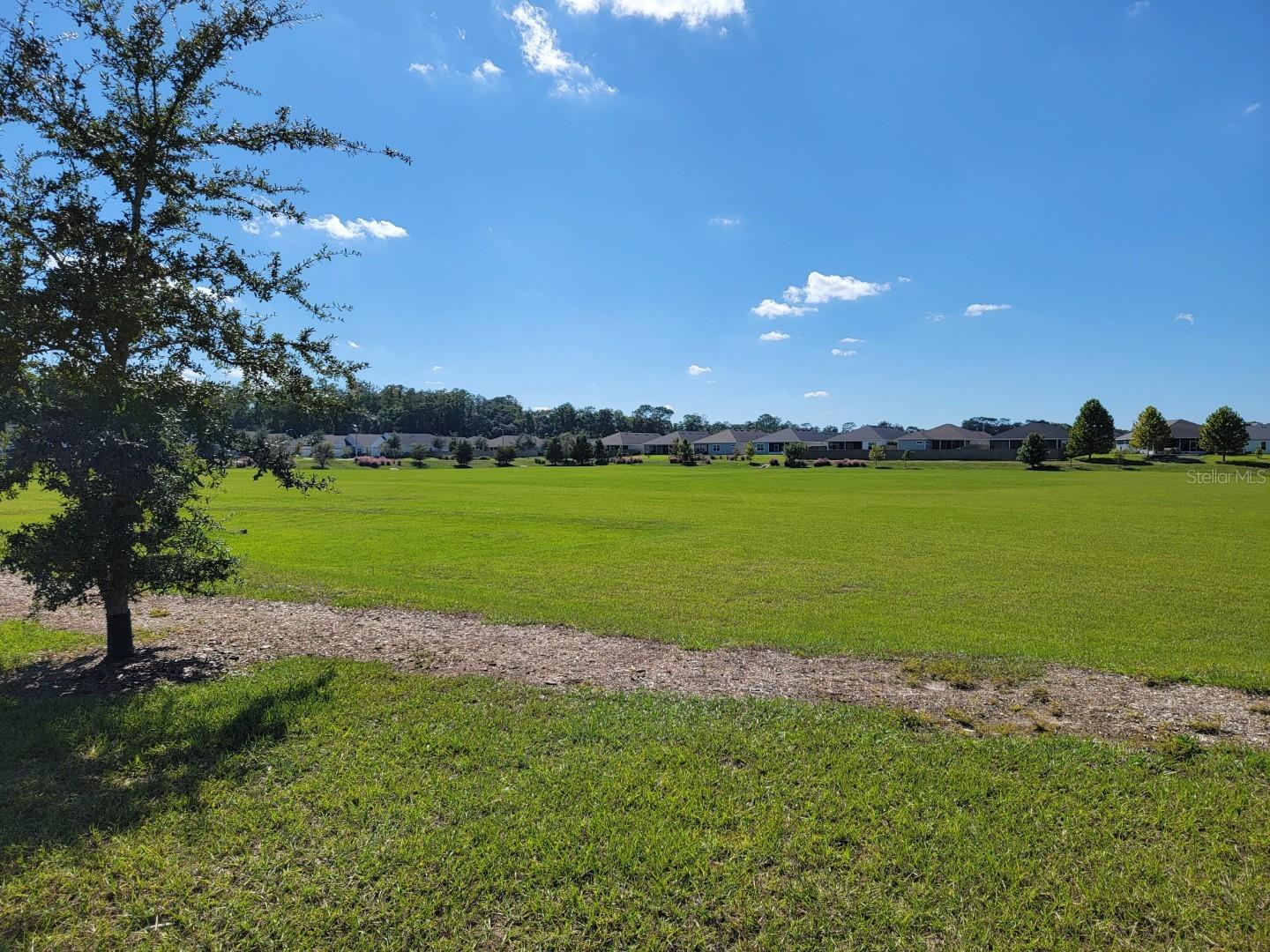 GRAND OAKS AT TOWER PH 2 PB 37 PG 63 - Residential