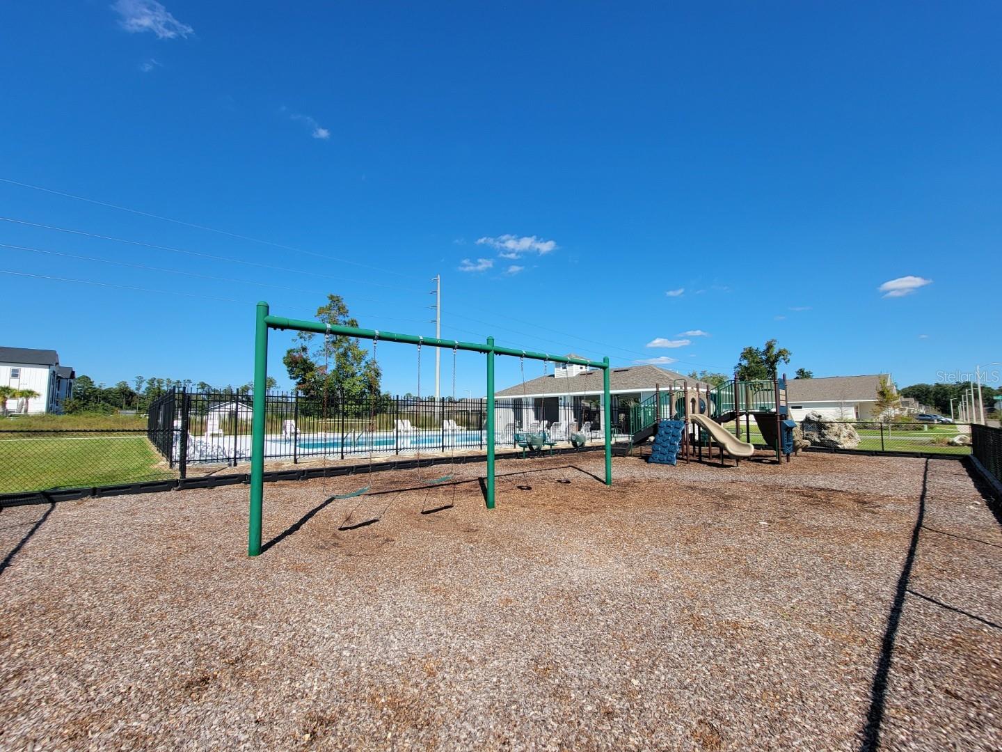 GRAND OAKS AT TOWER PH 2 PB 37 PG 63 - Residential