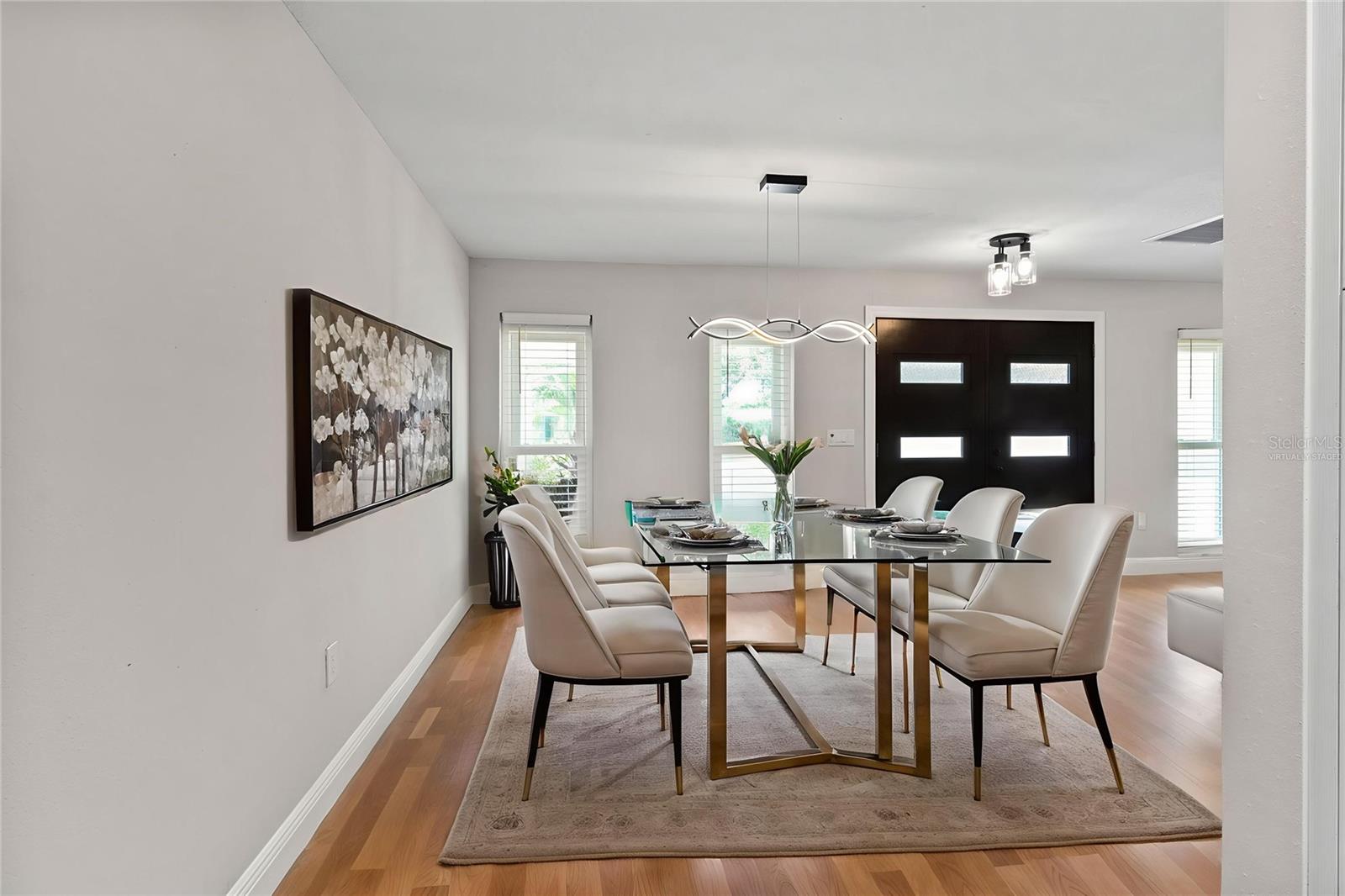 COLONIAL TERRACE - Residential