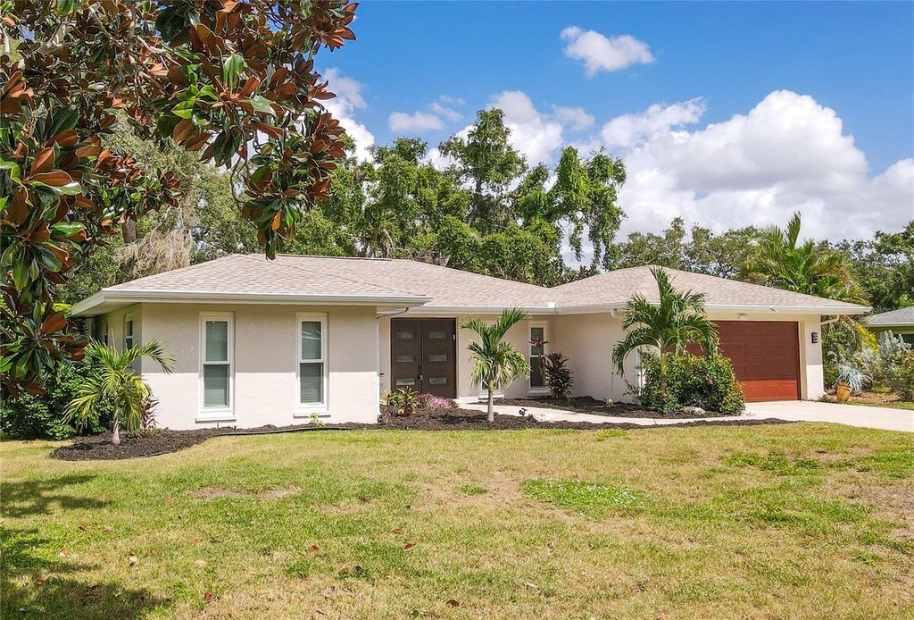 Photo of 2833 Valley Forge Street, Sarasota, FL 34231 (MLS # A4667164)