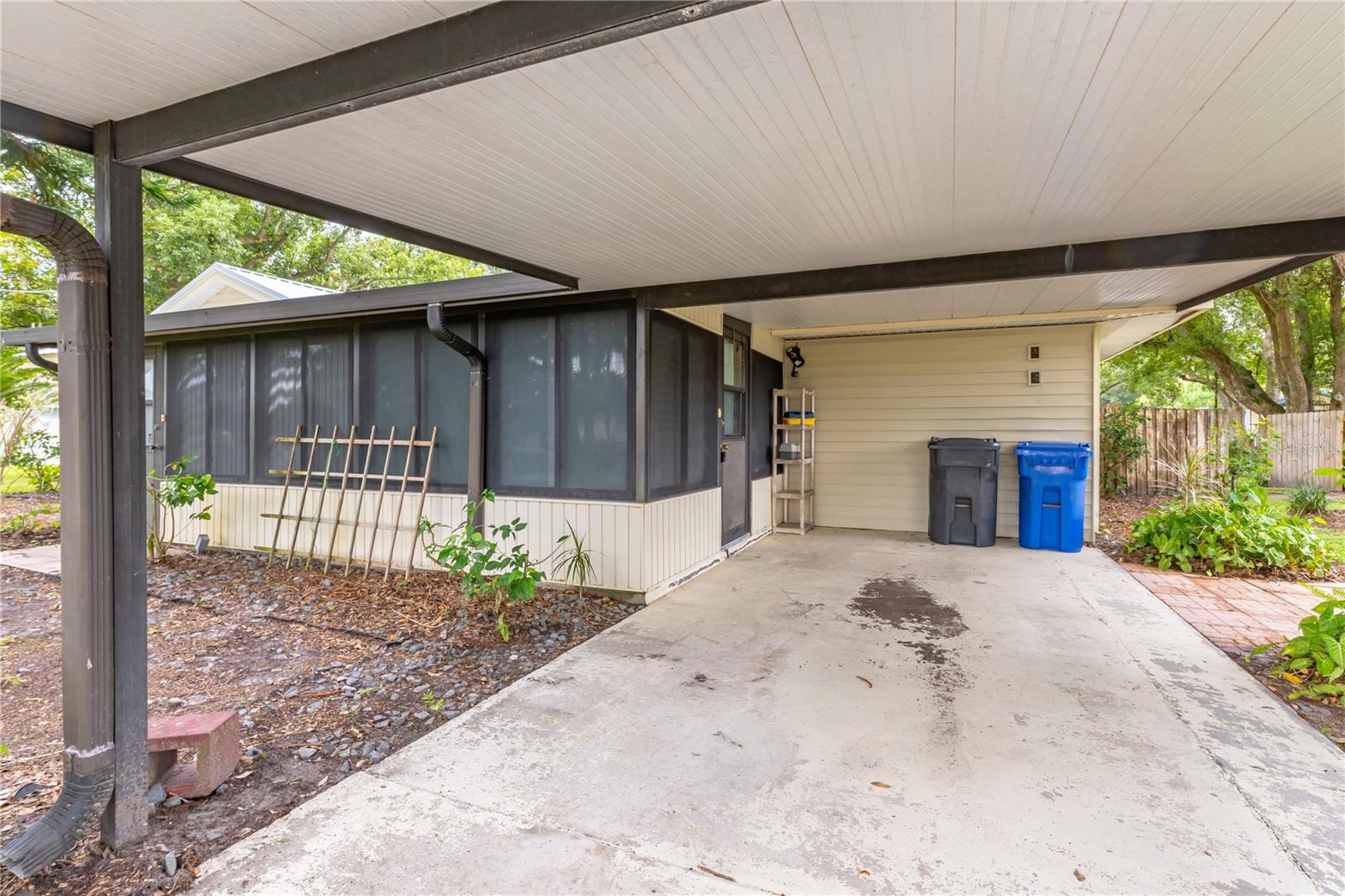 9349 EDISON ROAD