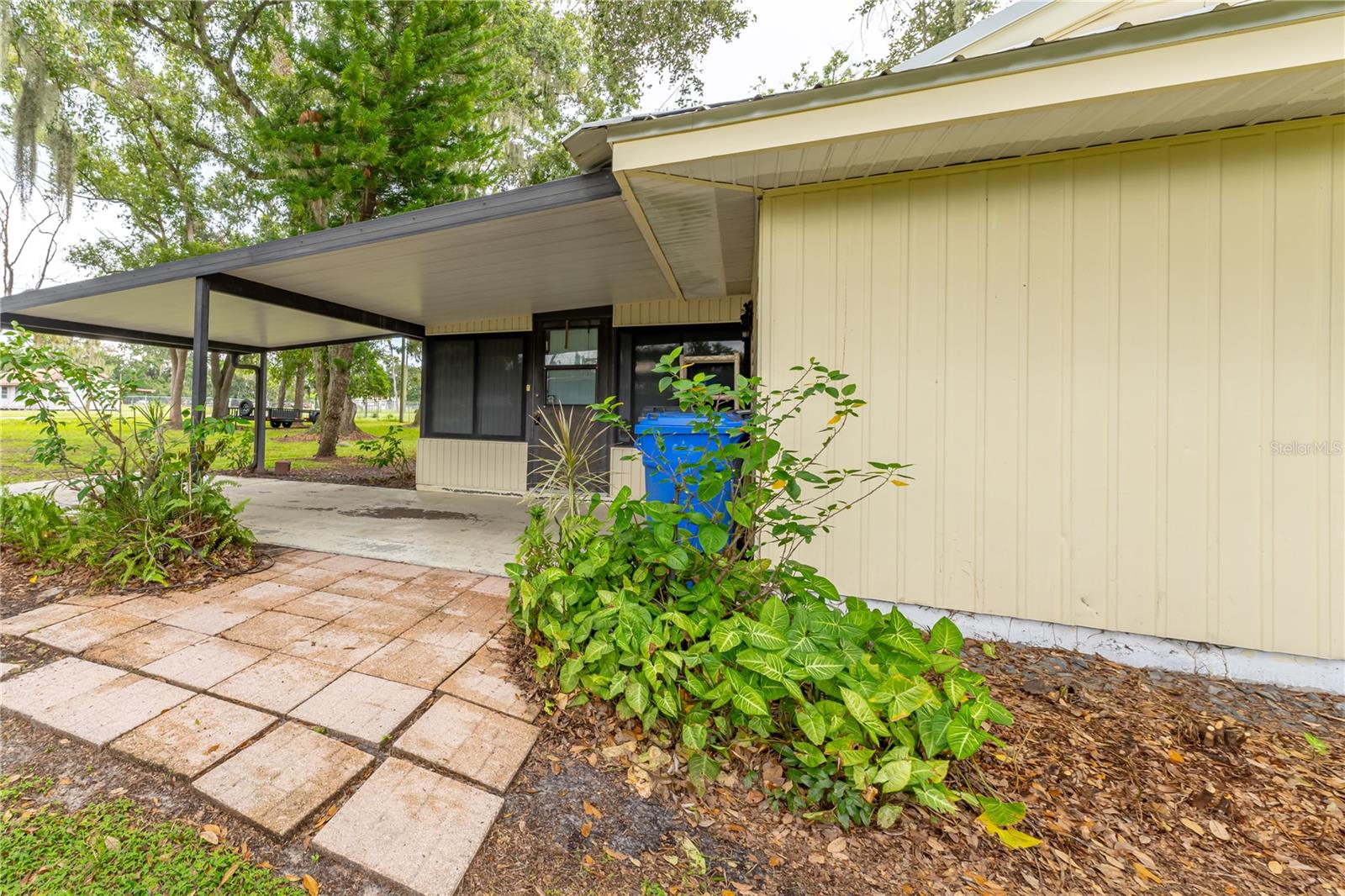 9349 EDISON ROAD