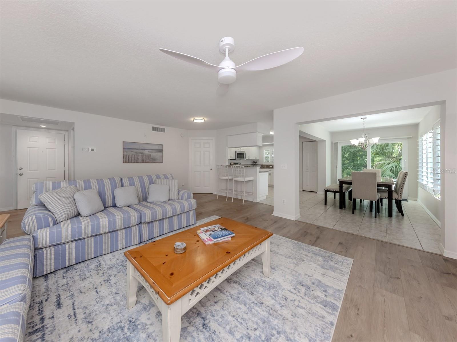 821 MONTROSE DRIVE 103
