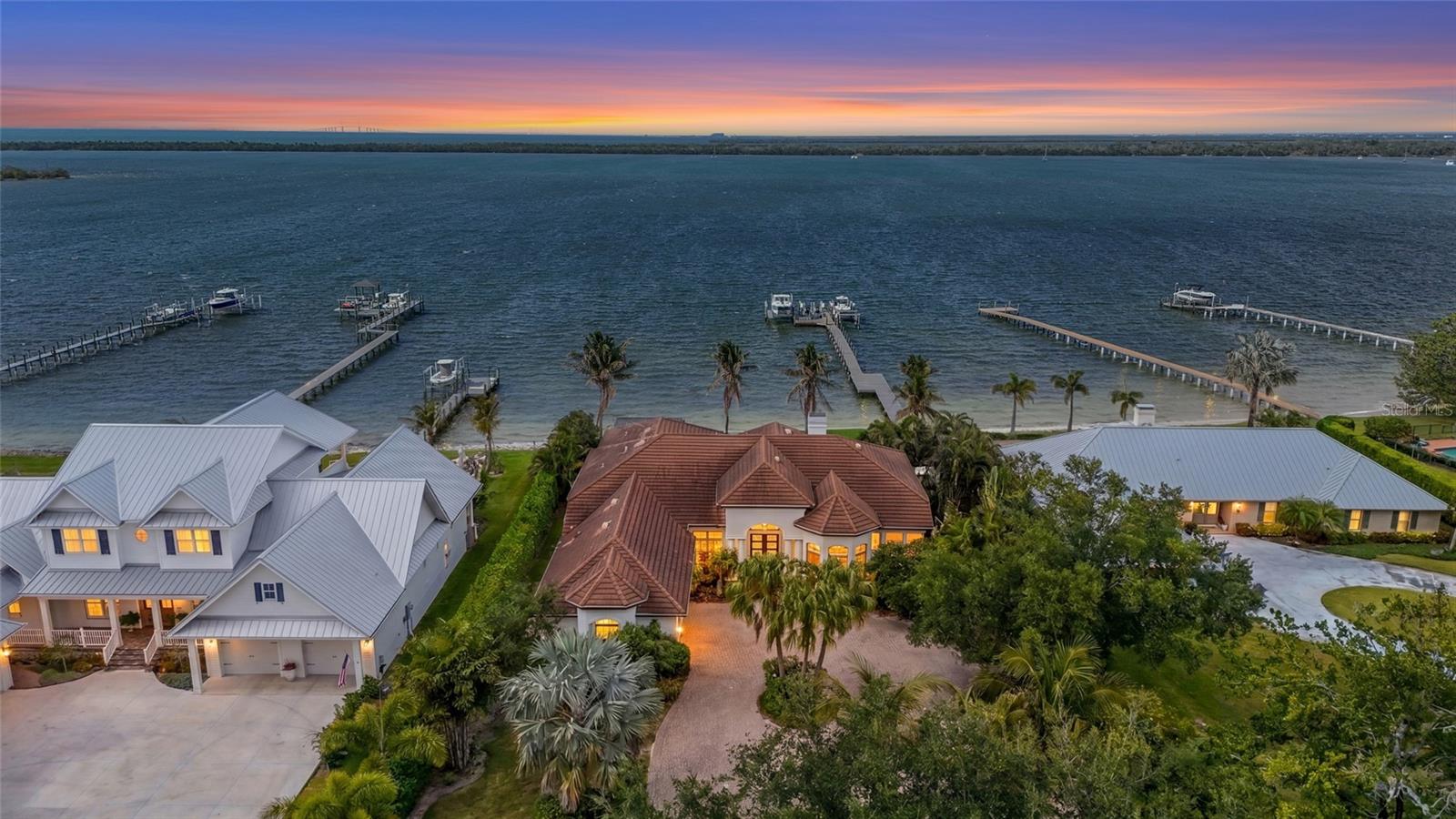 7610 DESOTO MEMORIAL HIGHWAY