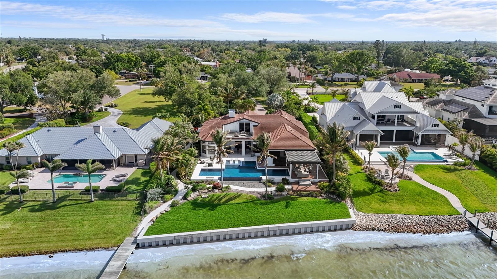 7610 DESOTO MEMORIAL HIGHWAY