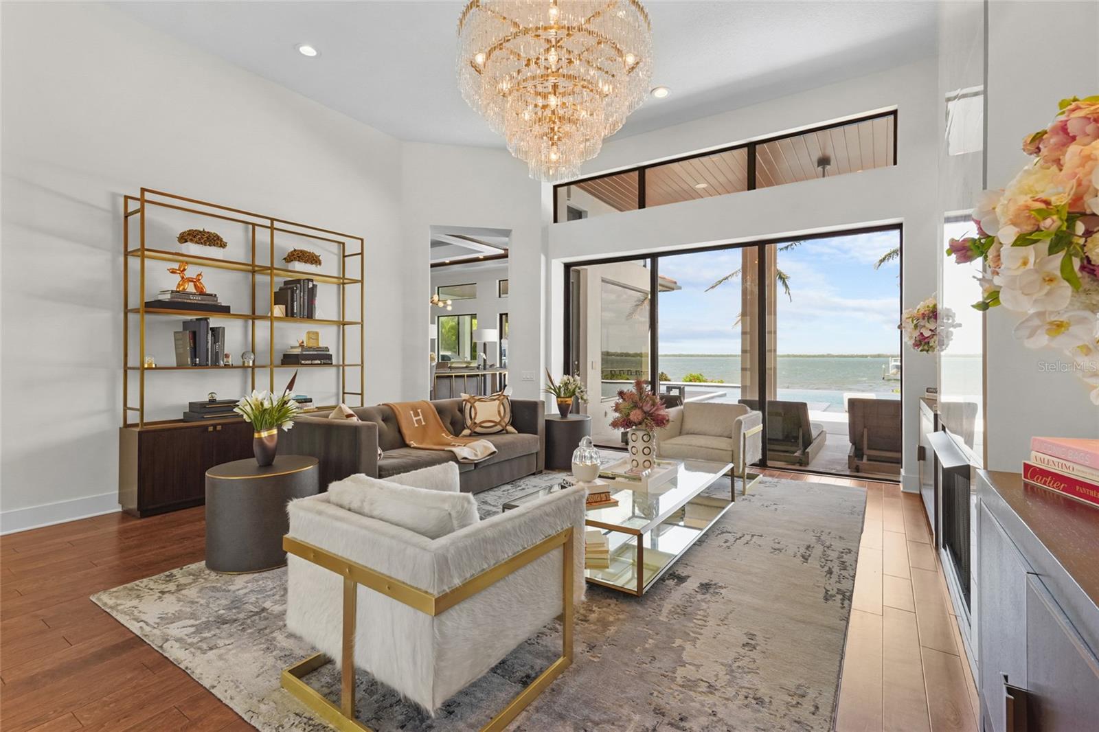 ACREAGE - Residential