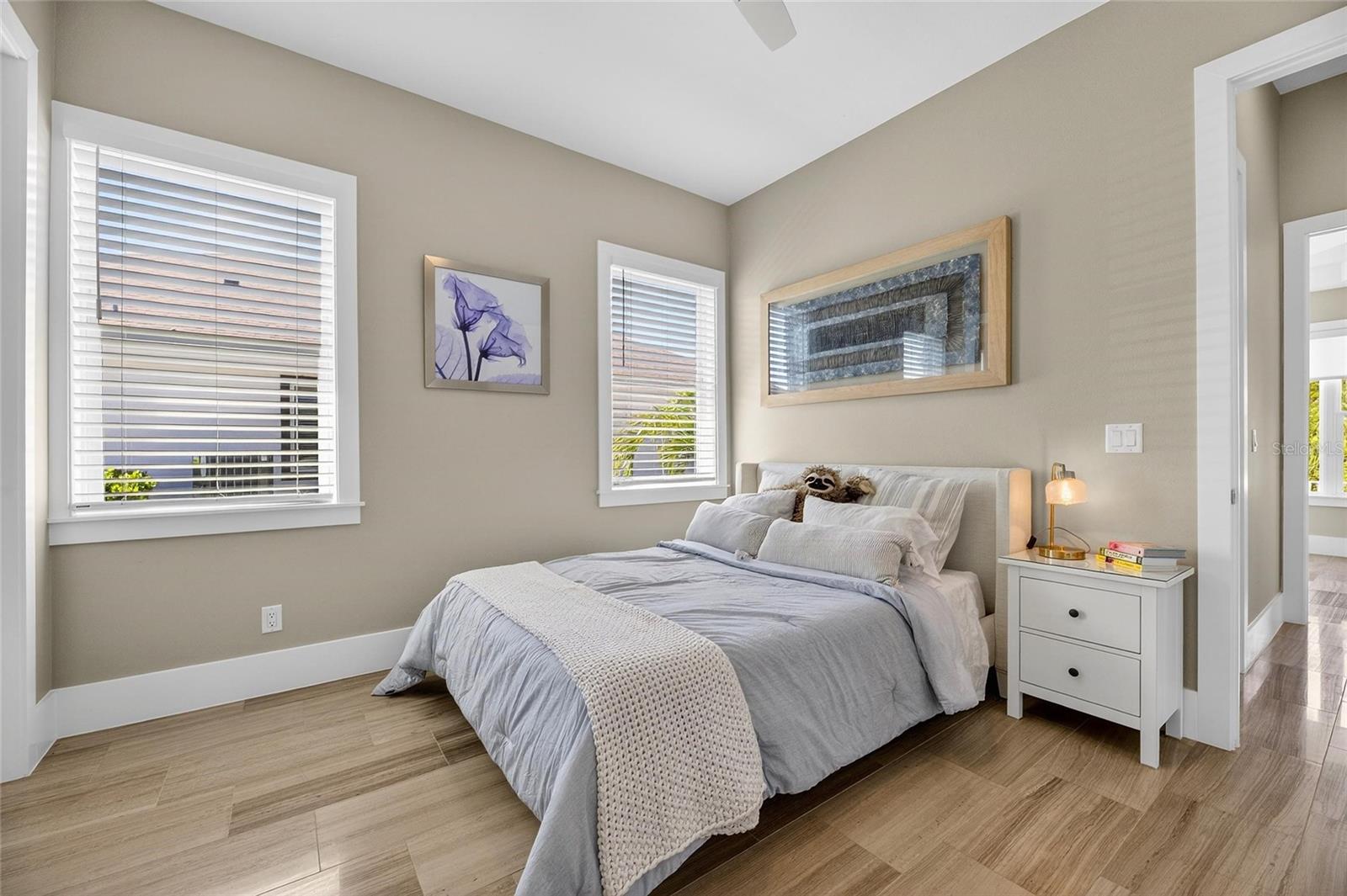 MIRABAY PH 3C-1 - Residential