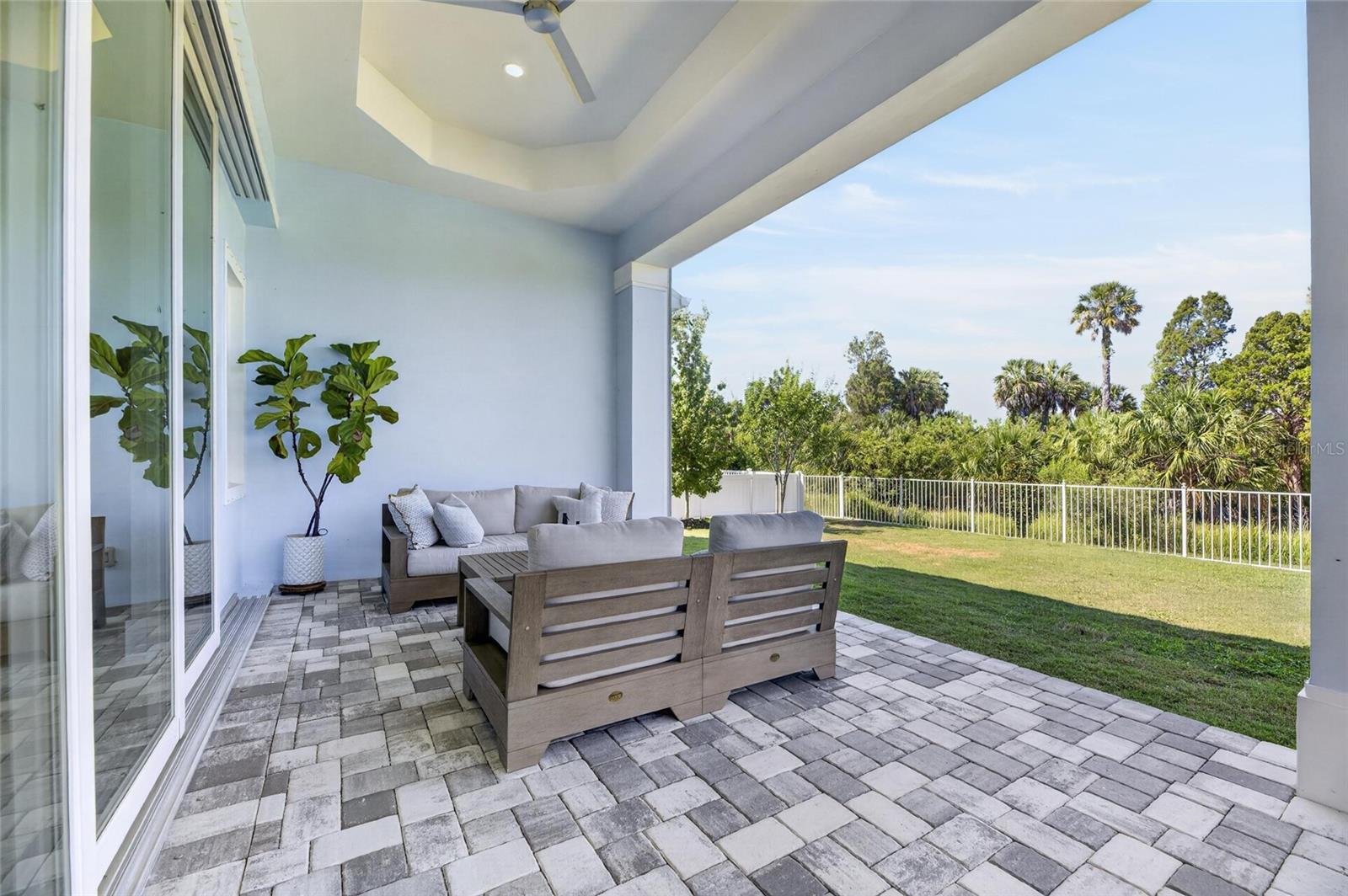 MIRABAY PH 3C-1 - Residential