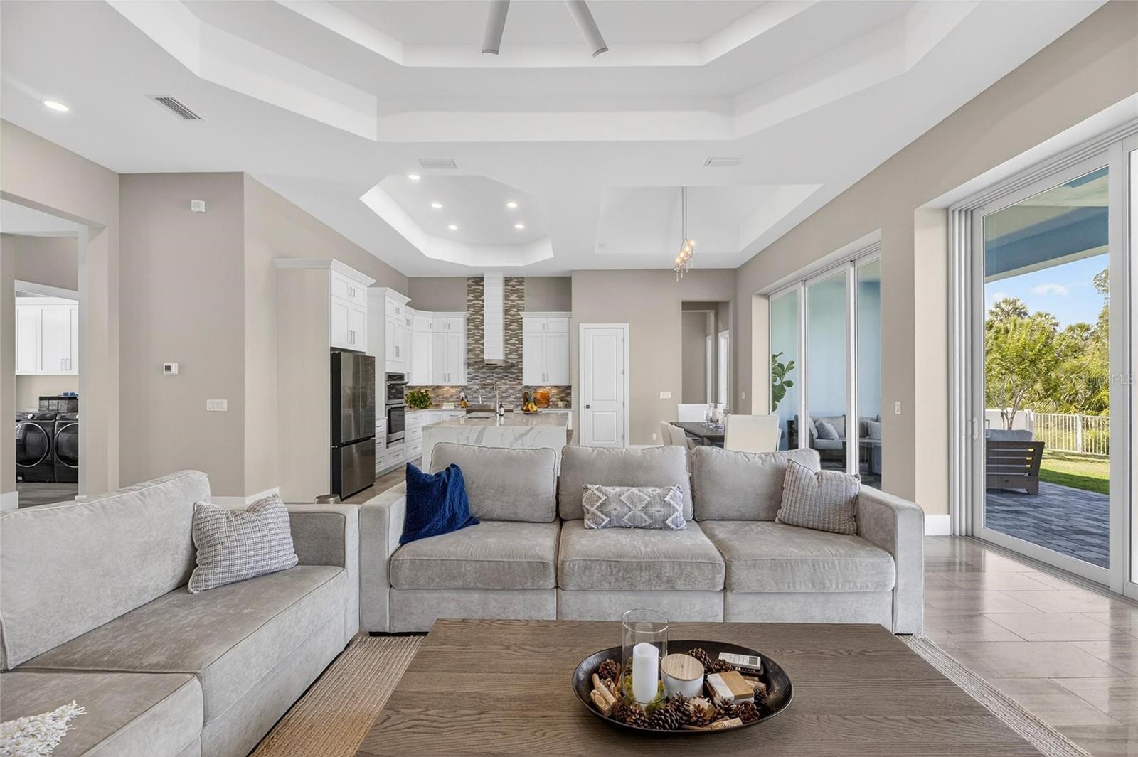 MIRABAY PH 3C-1 - Residential