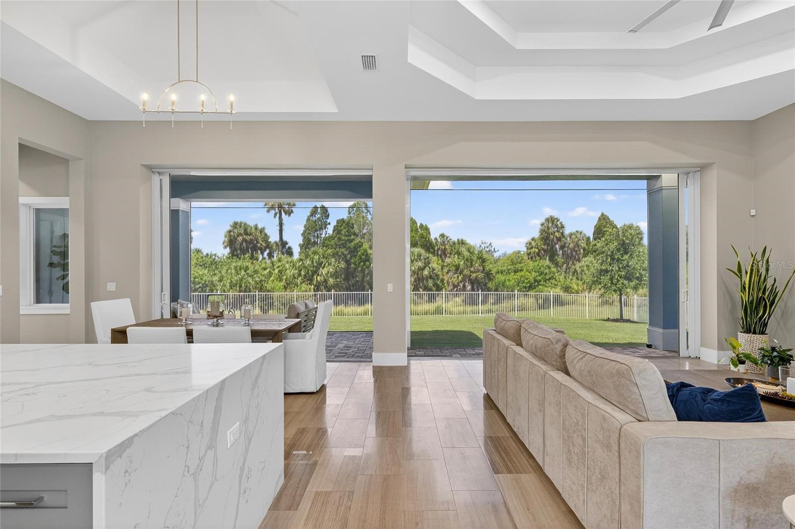 MIRABAY PH 3C-1 - Residential