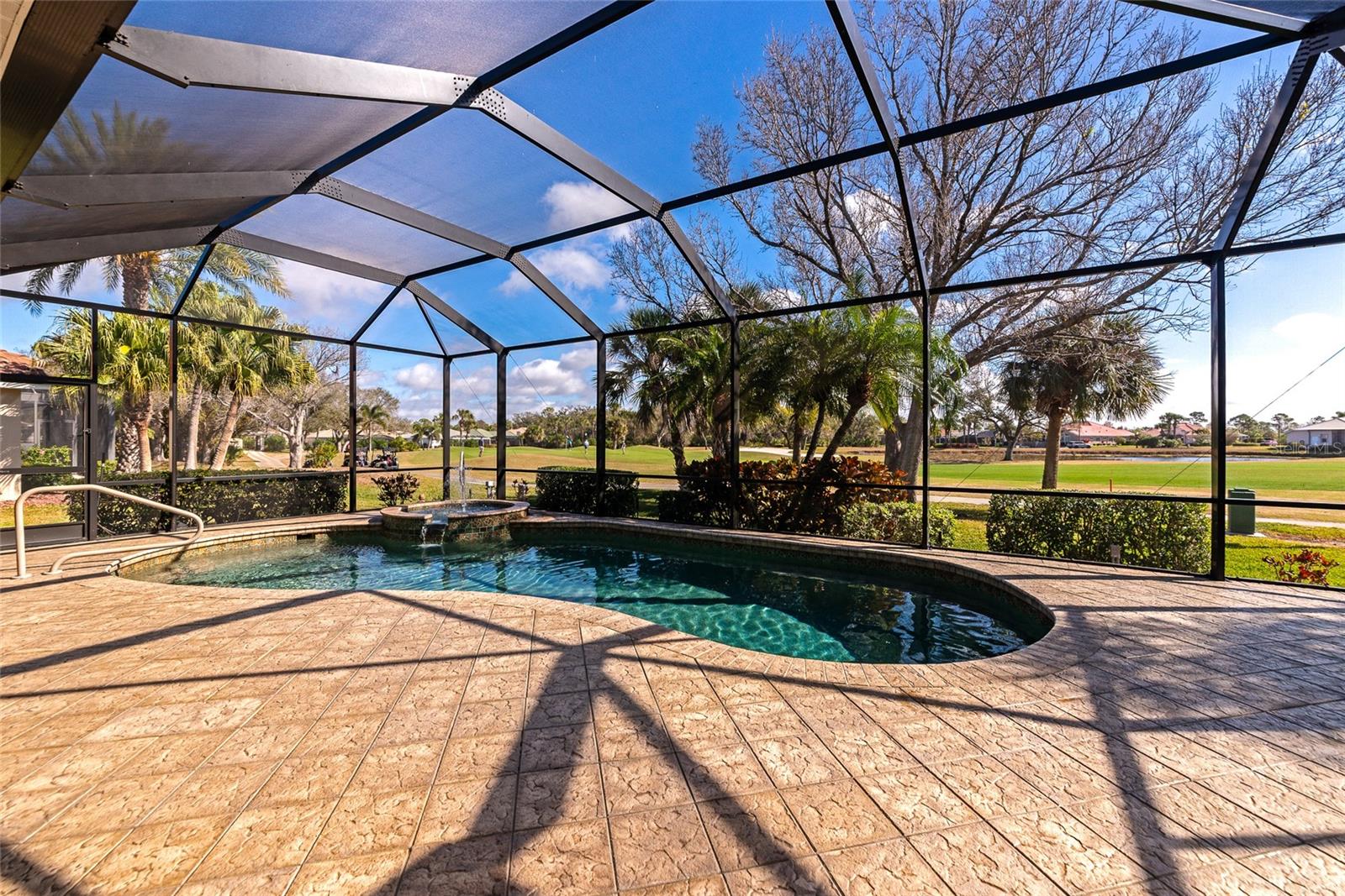 PELICAN POINTE GOLF & COUNTRY CLUB - Residential