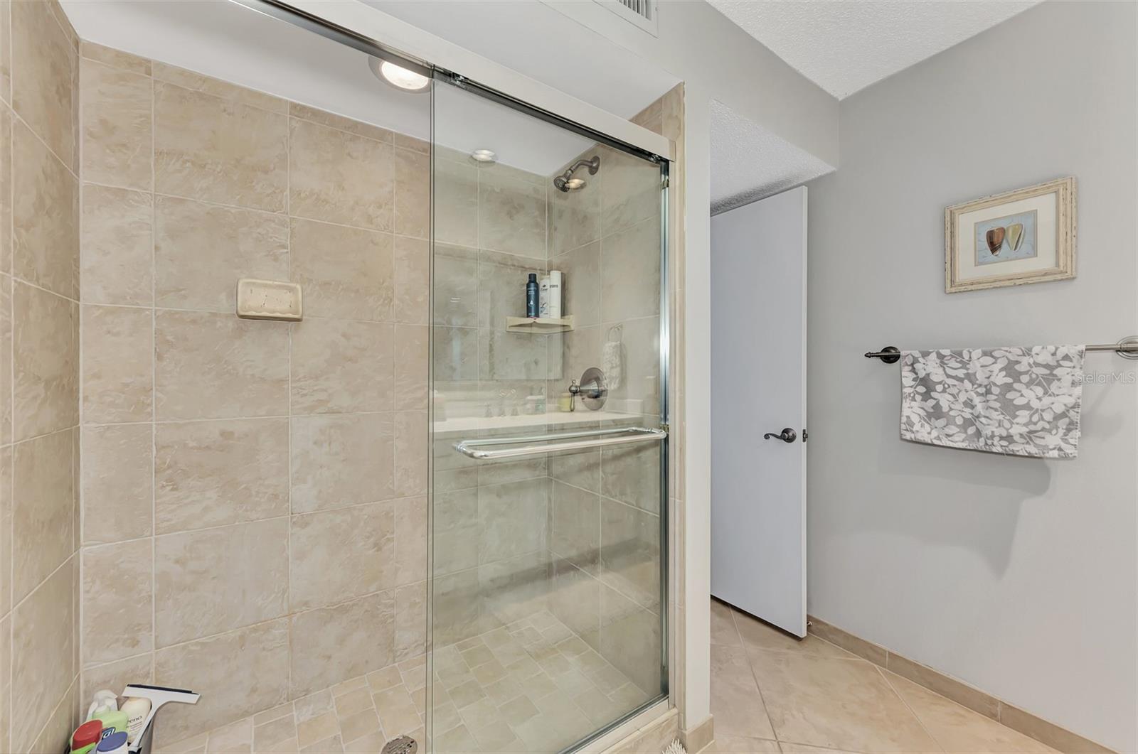 MEADOWS THE - Residential Lease