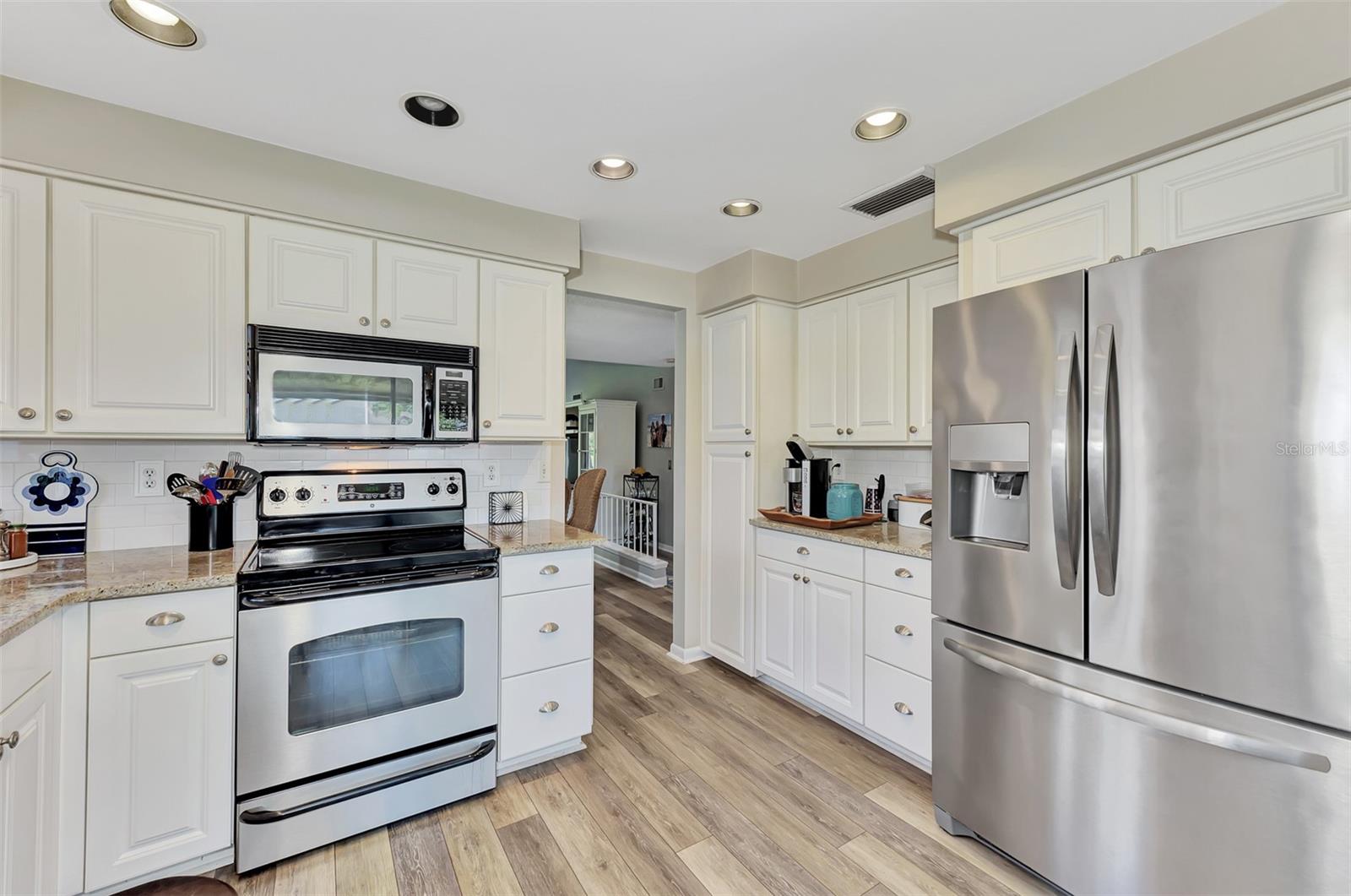 MEADOWS THE - Residential Lease