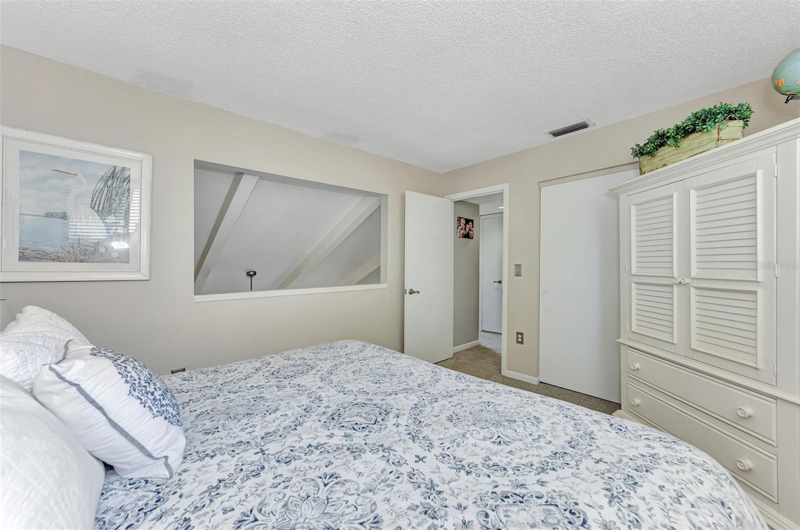 MEADOWS THE - Residential Lease