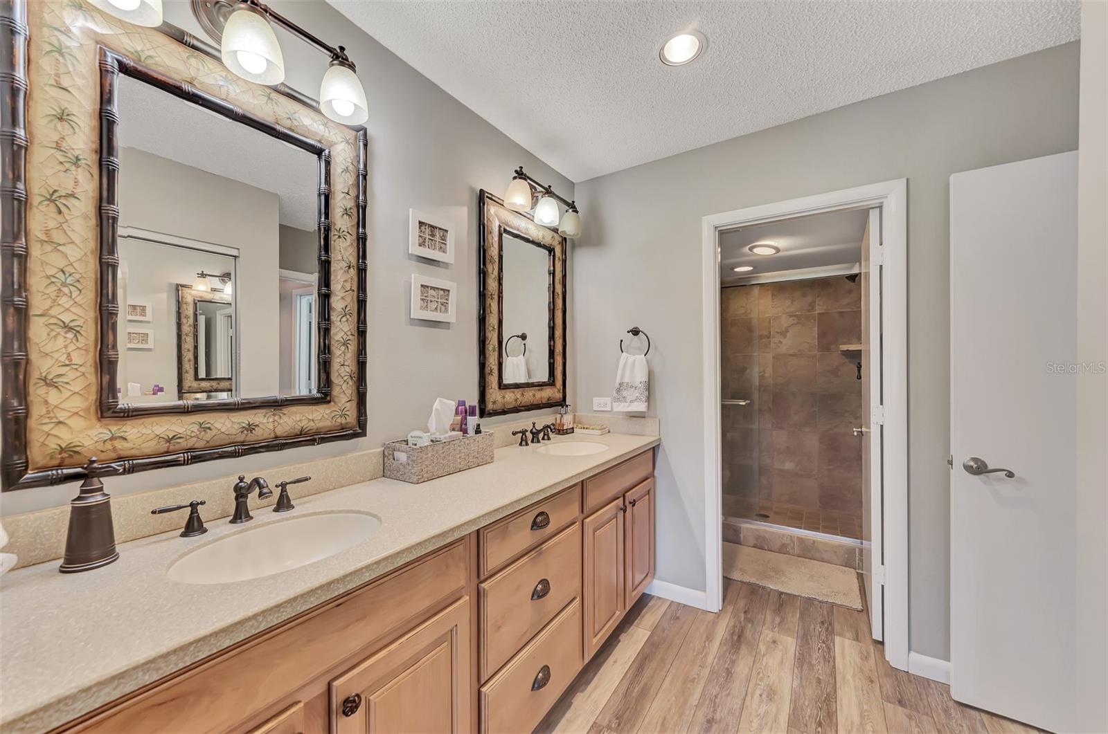 MEADOWS THE - Residential Lease