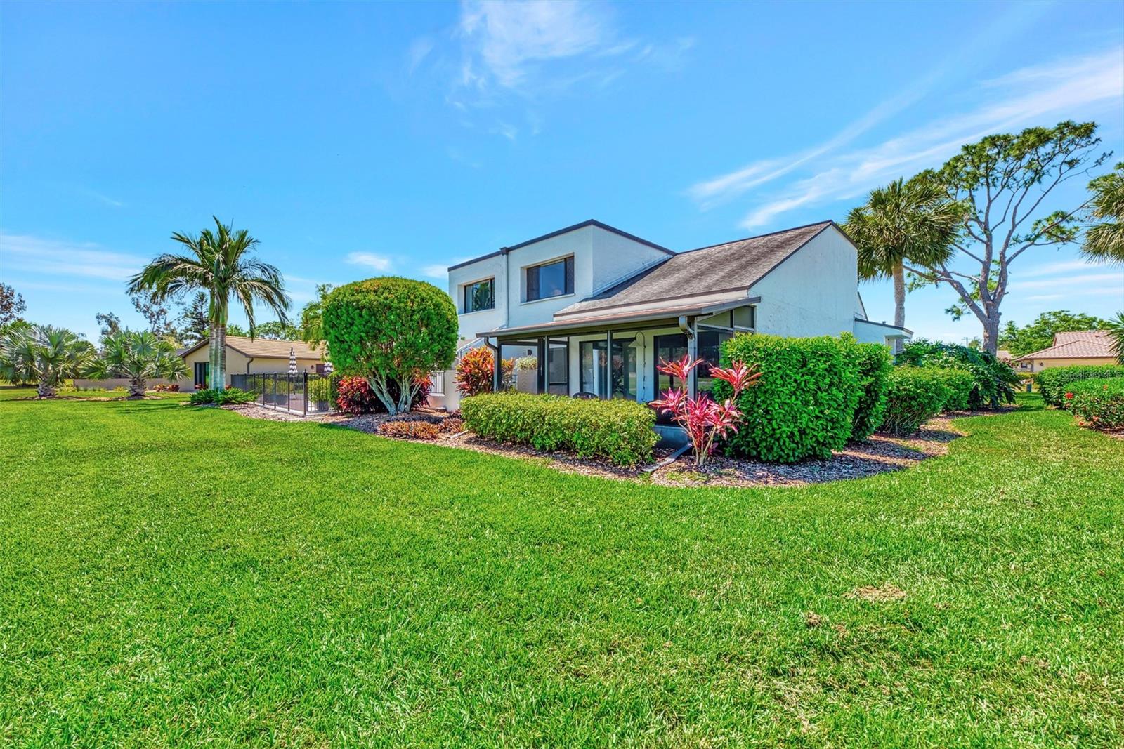MEADOWS THE - Residential Lease
