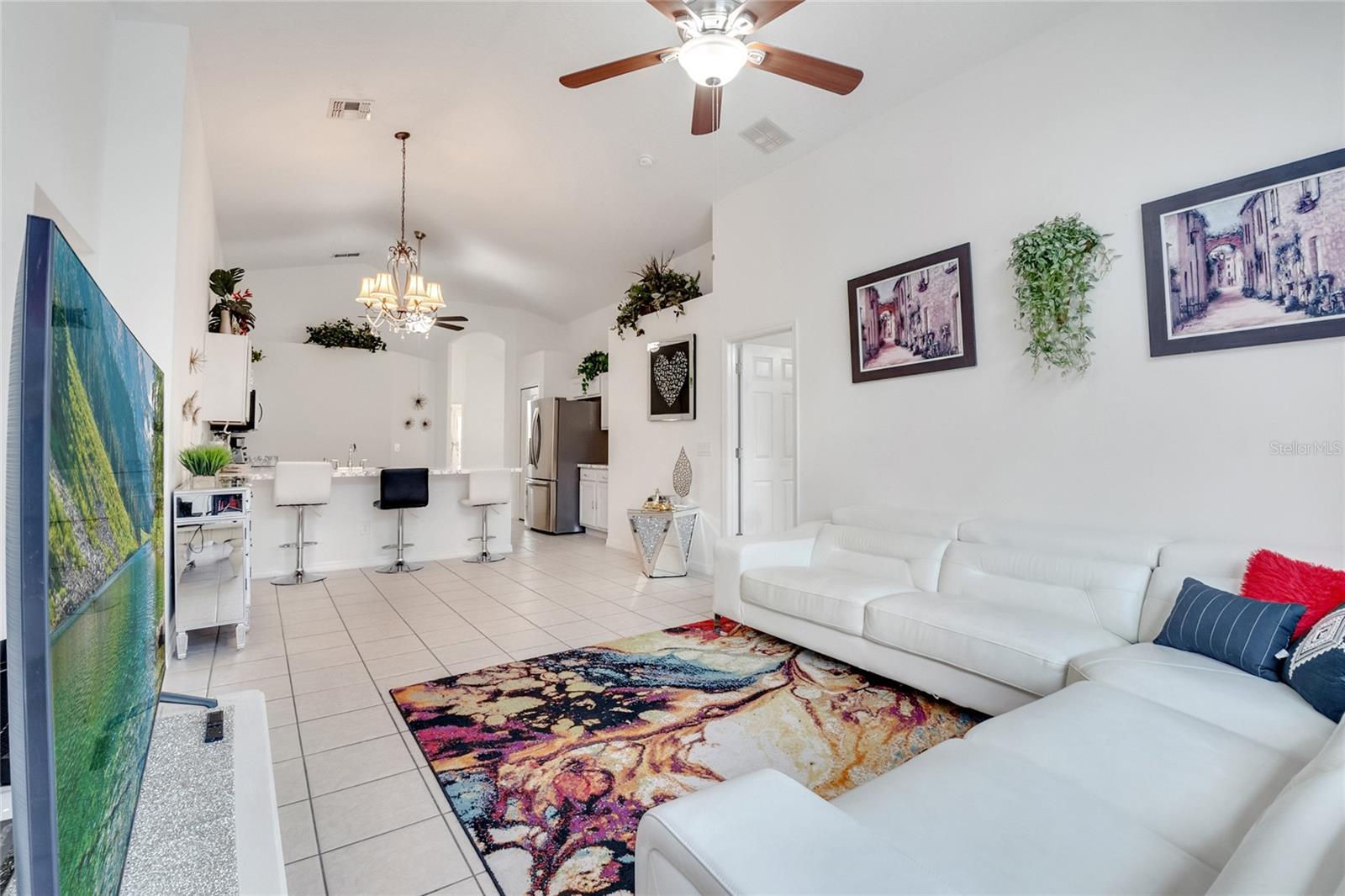 238 ROSSO DRIVE