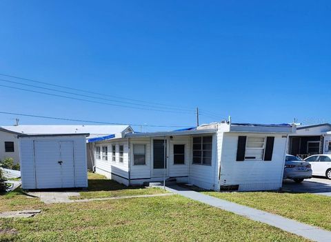 A home in BRADENTON