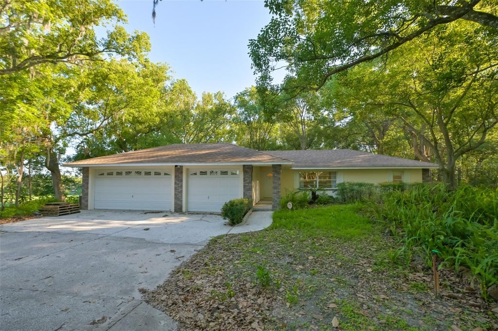 Photo of 36625 Lake Pasadena Road, Dade City, FL 33525 (MLS # TB8516851)