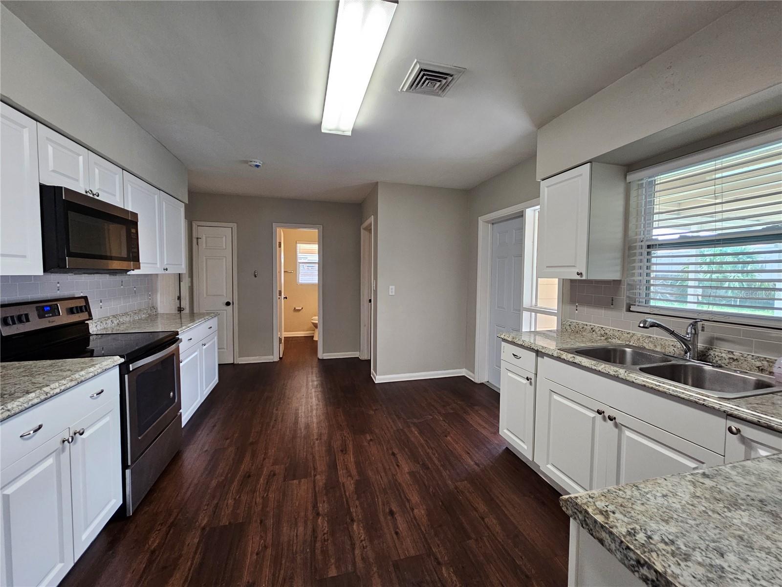 FAIRWAY ACRES UNIT ONE - Residential