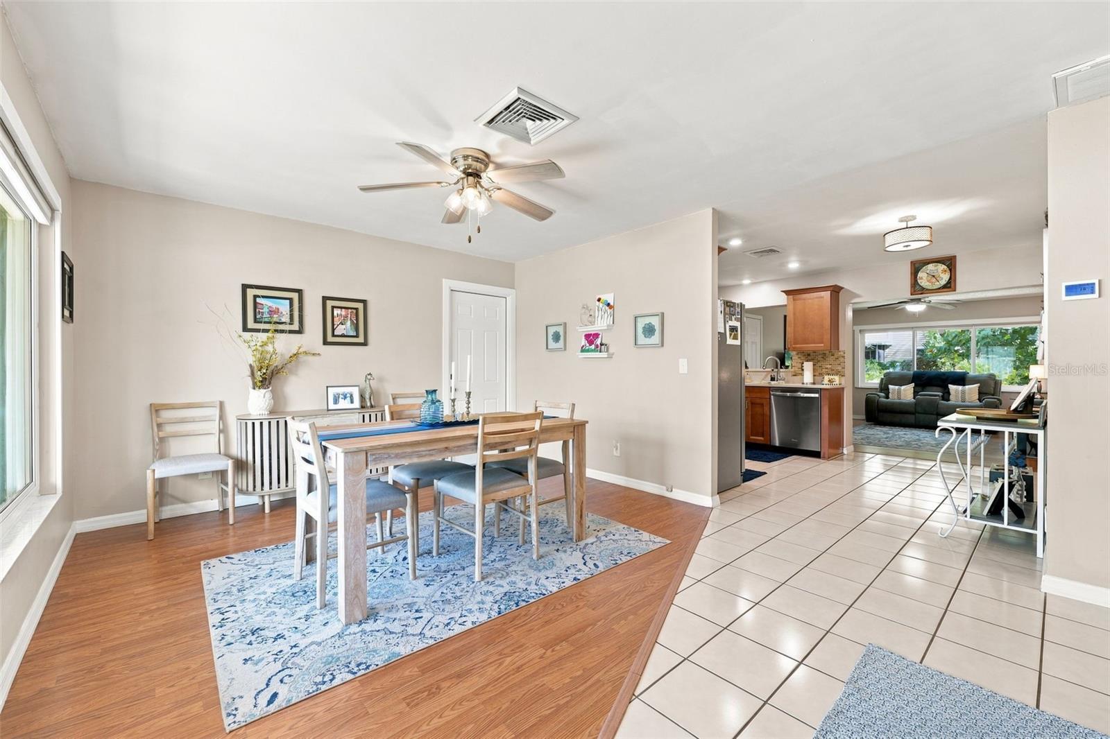 8037 POWDER HORN CIRCLE