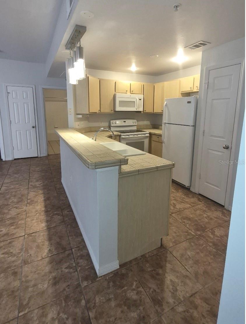 BORDEAUX - Residential Lease