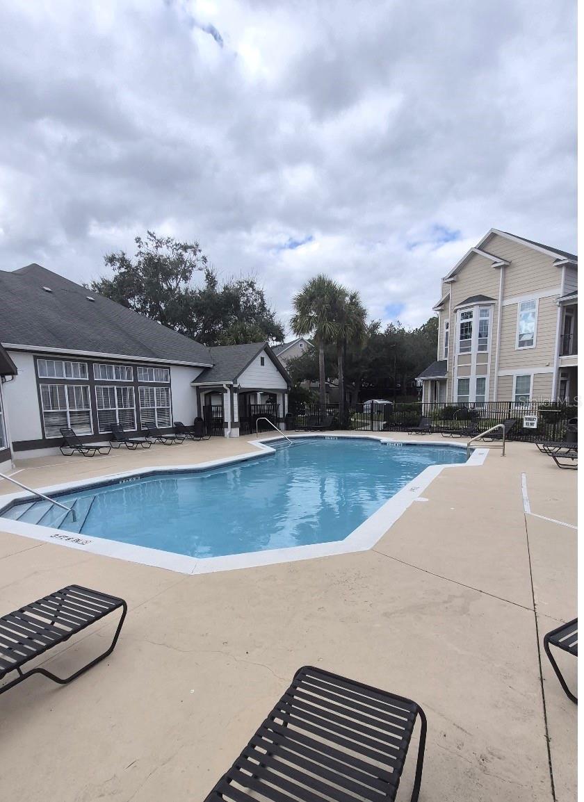 BORDEAUX - Residential Lease