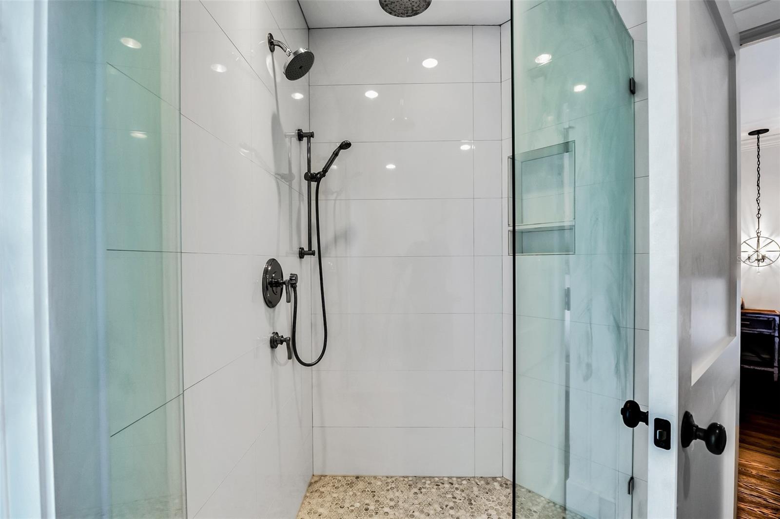 BANYAN TREE ESTATES III - Residential