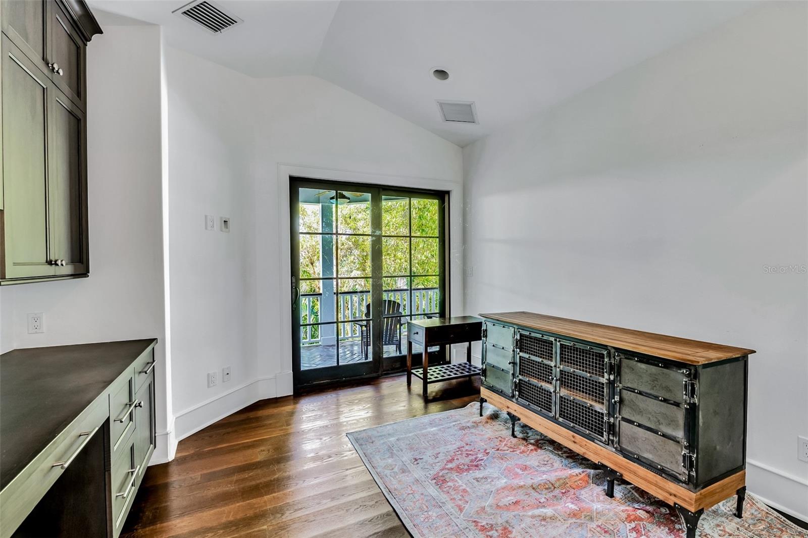 BANYAN TREE ESTATES III - Residential