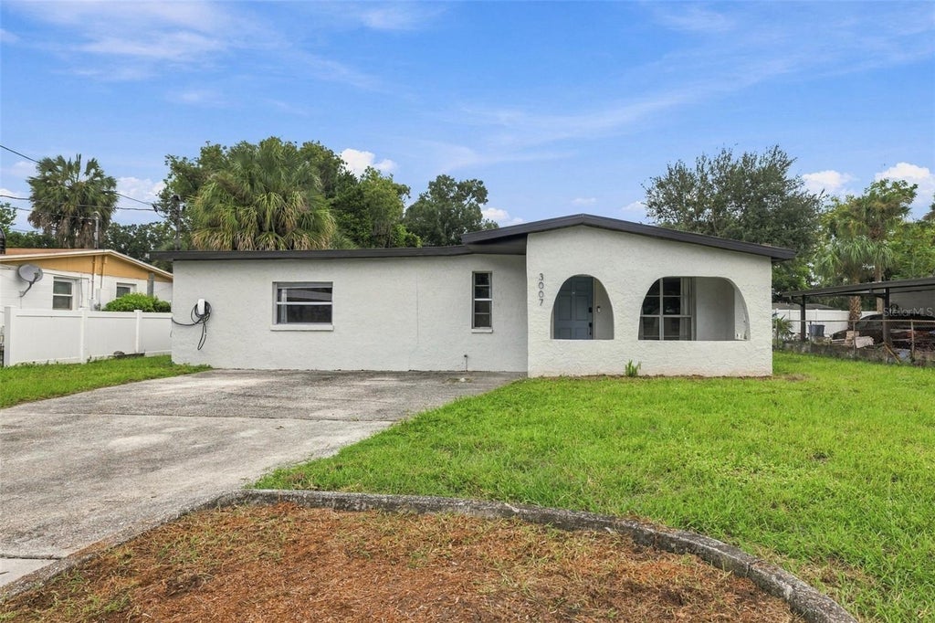 Photo of 3007 N 42nd Street, Tampa, FL 33605 (MLS # TB8550674)