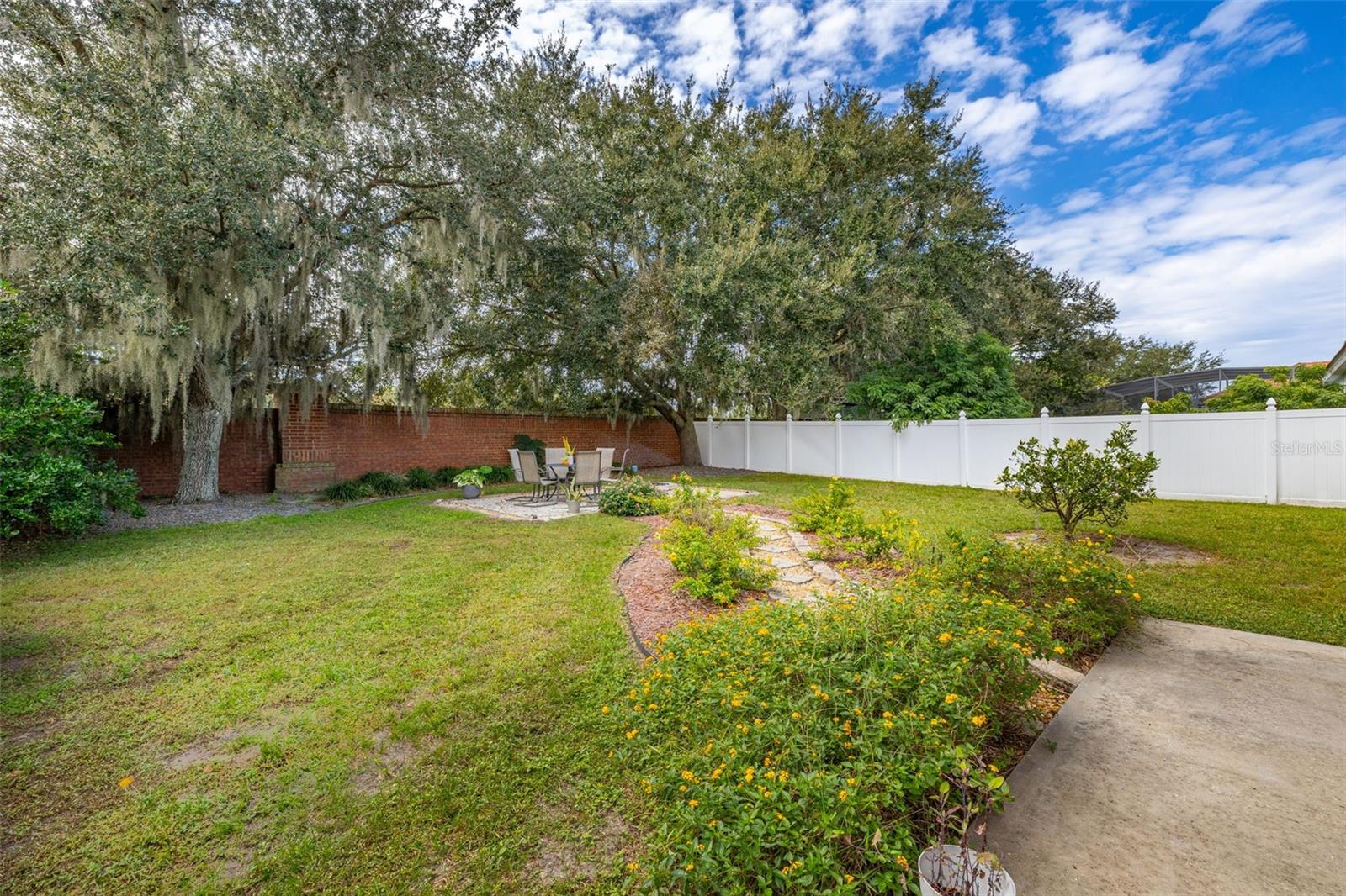 GLENMUIR 48 39 - Residential