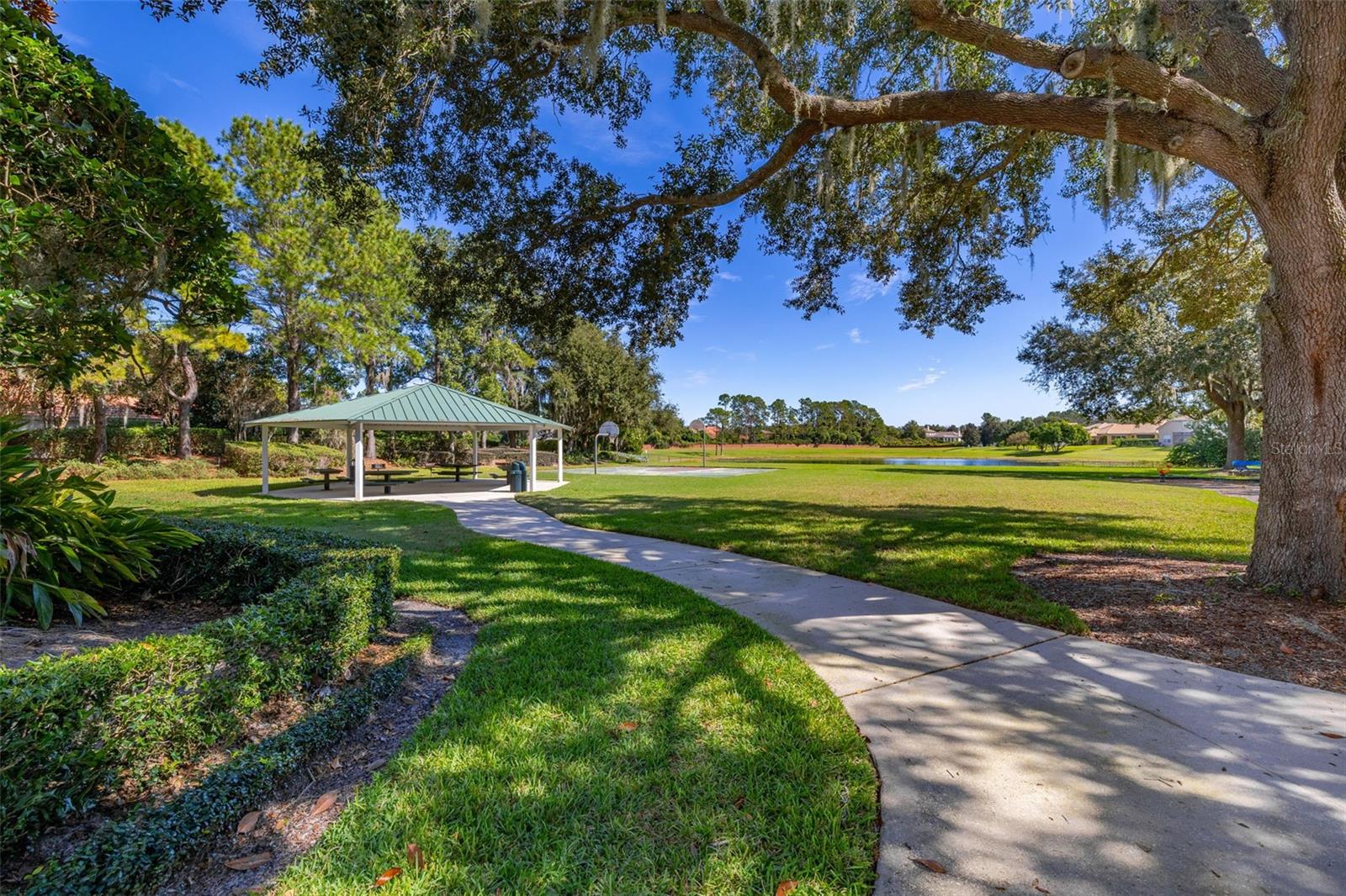 GLENMUIR 48 39 - Residential