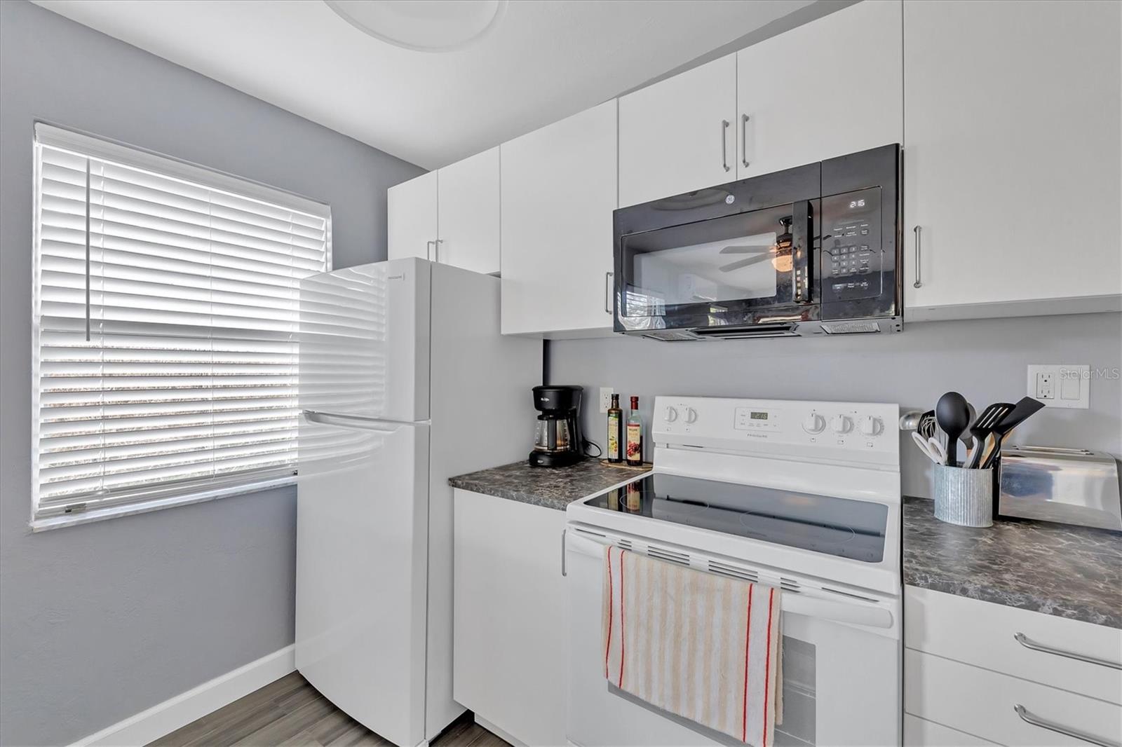 POMS PARK 3 - Residential Lease