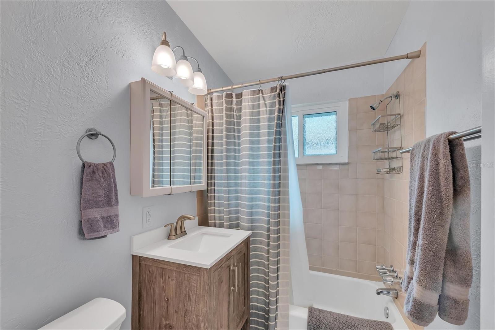 POMS PARK 3 - Residential Lease