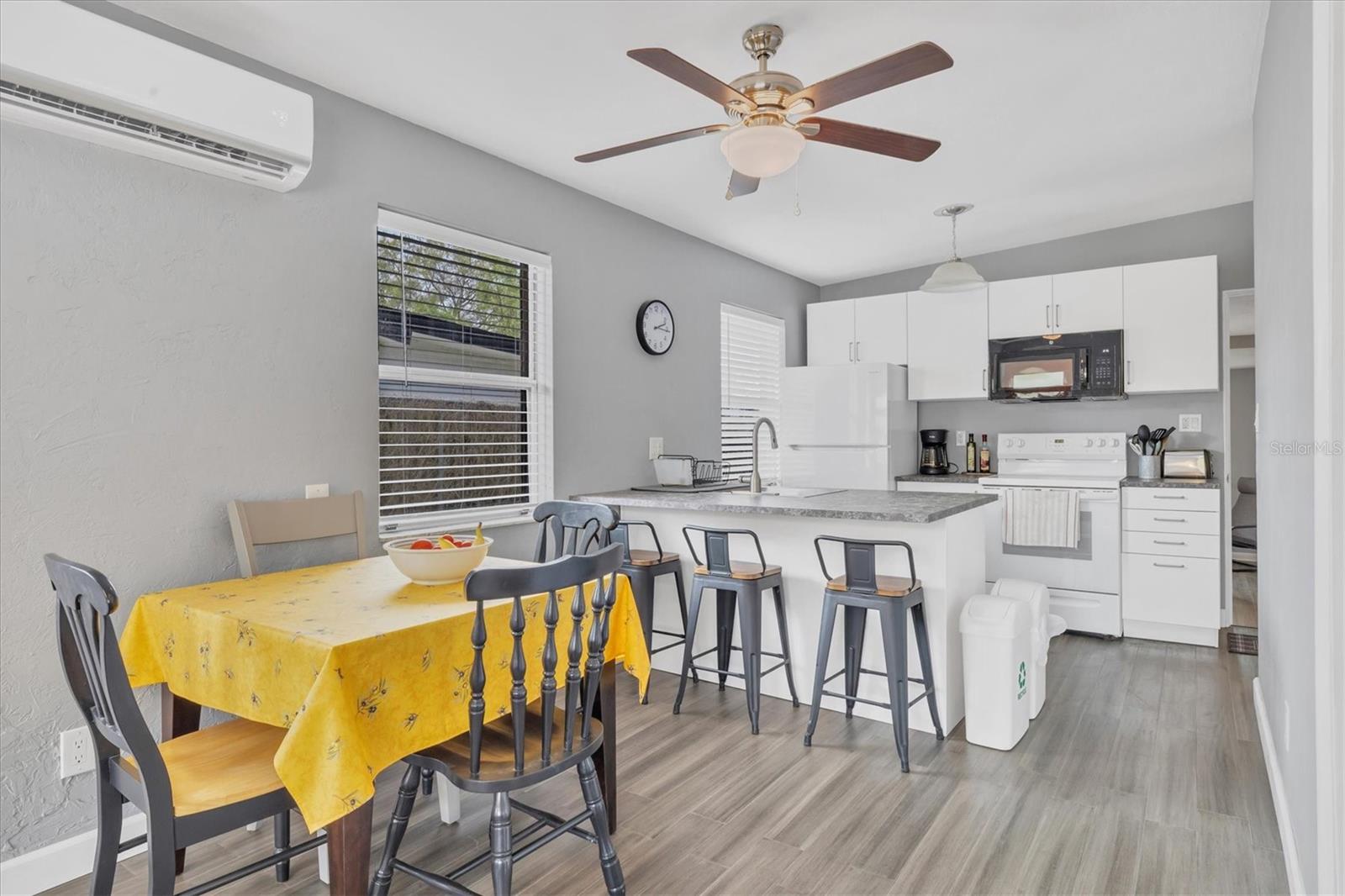 POMS PARK 3 - Residential Lease