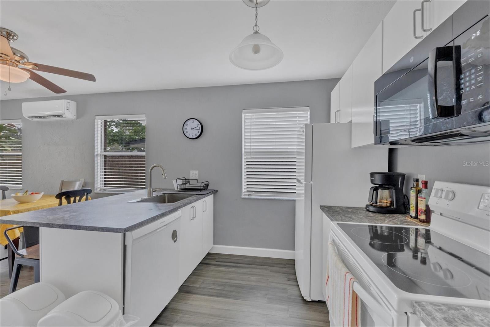 POMS PARK 3 - Residential Lease