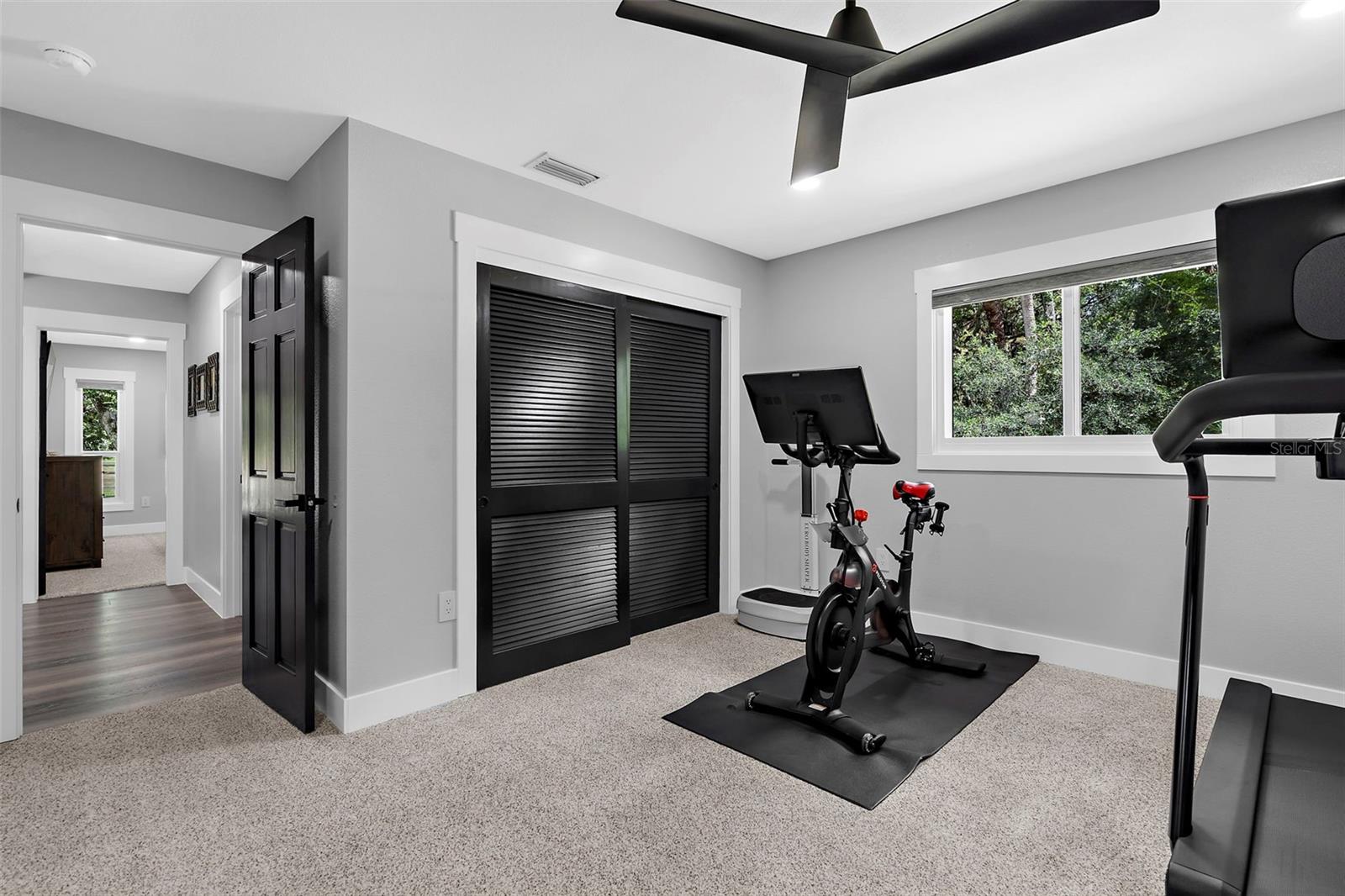 WOODLAND ESTATES - Residential