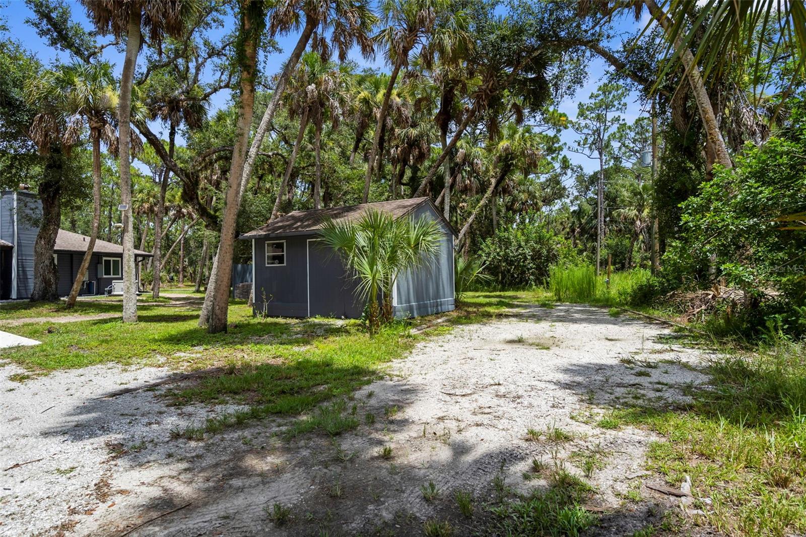 WOODLAND ESTATES - Residential
