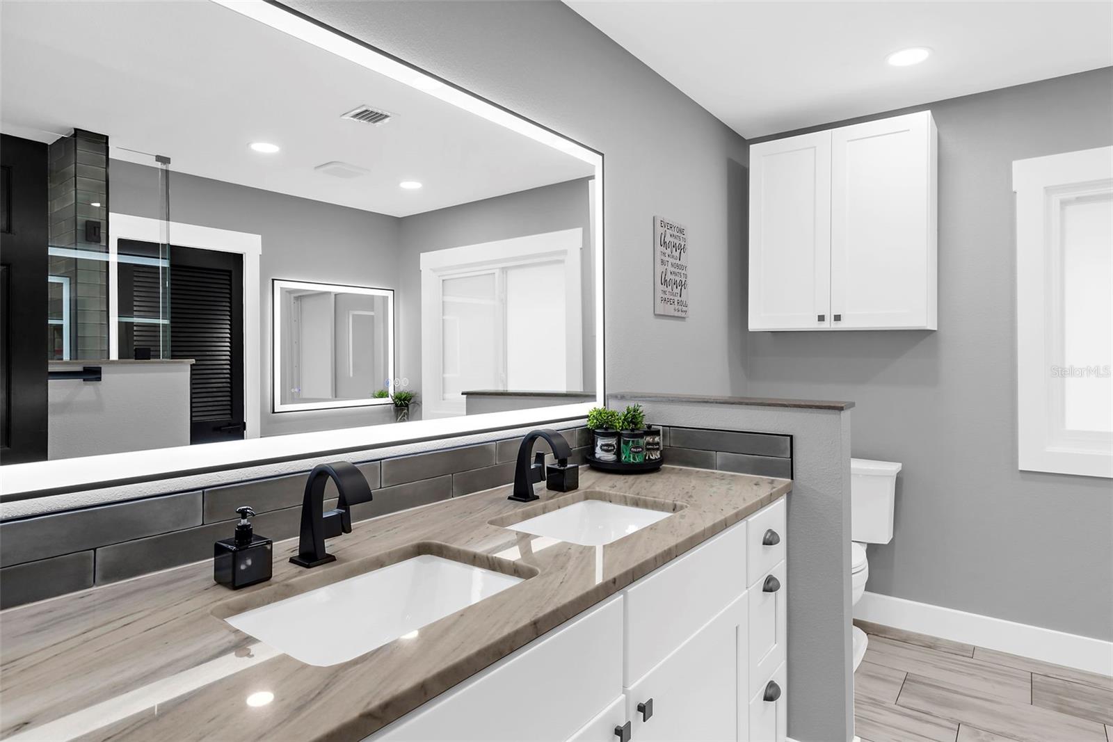 WOODLAND ESTATES - Residential
