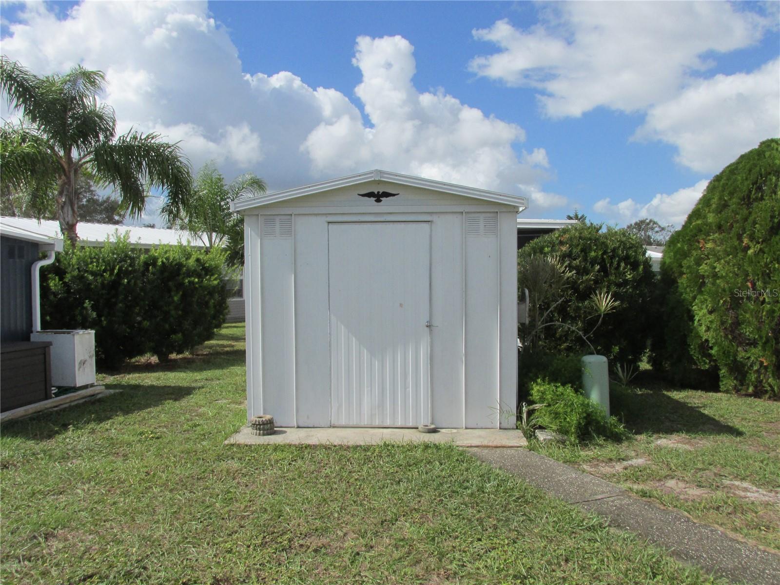 SADDLEBAG LAKE - Residential