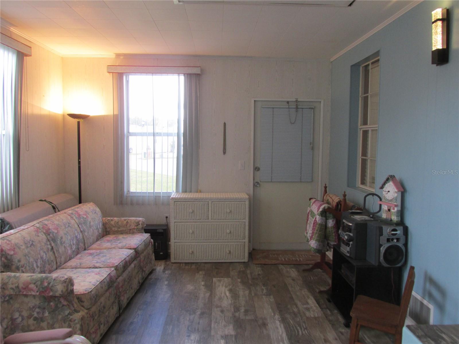 SADDLEBAG LAKE - Residential