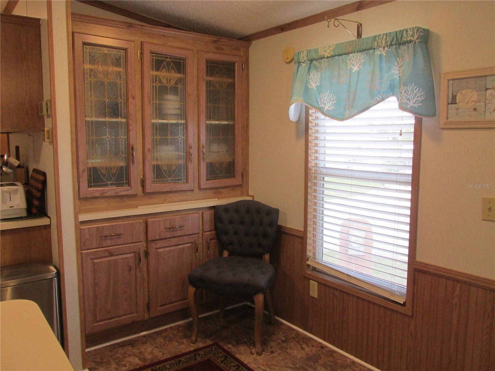 SADDLEBAG LAKE - Residential