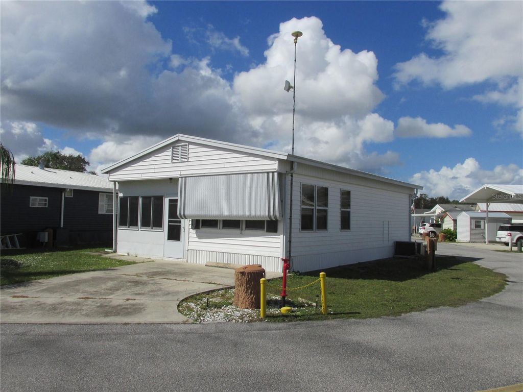 Photo of 8 Red Quill Circle, Lake Wales, FL 33898 (MLS # K4903306)