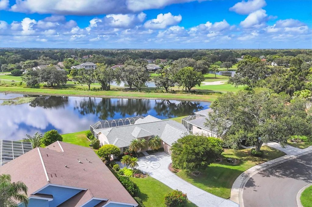 Photo of 10404 Palmbrooke Terrace, Bradenton, FL 34202 (MLS # A4667259)