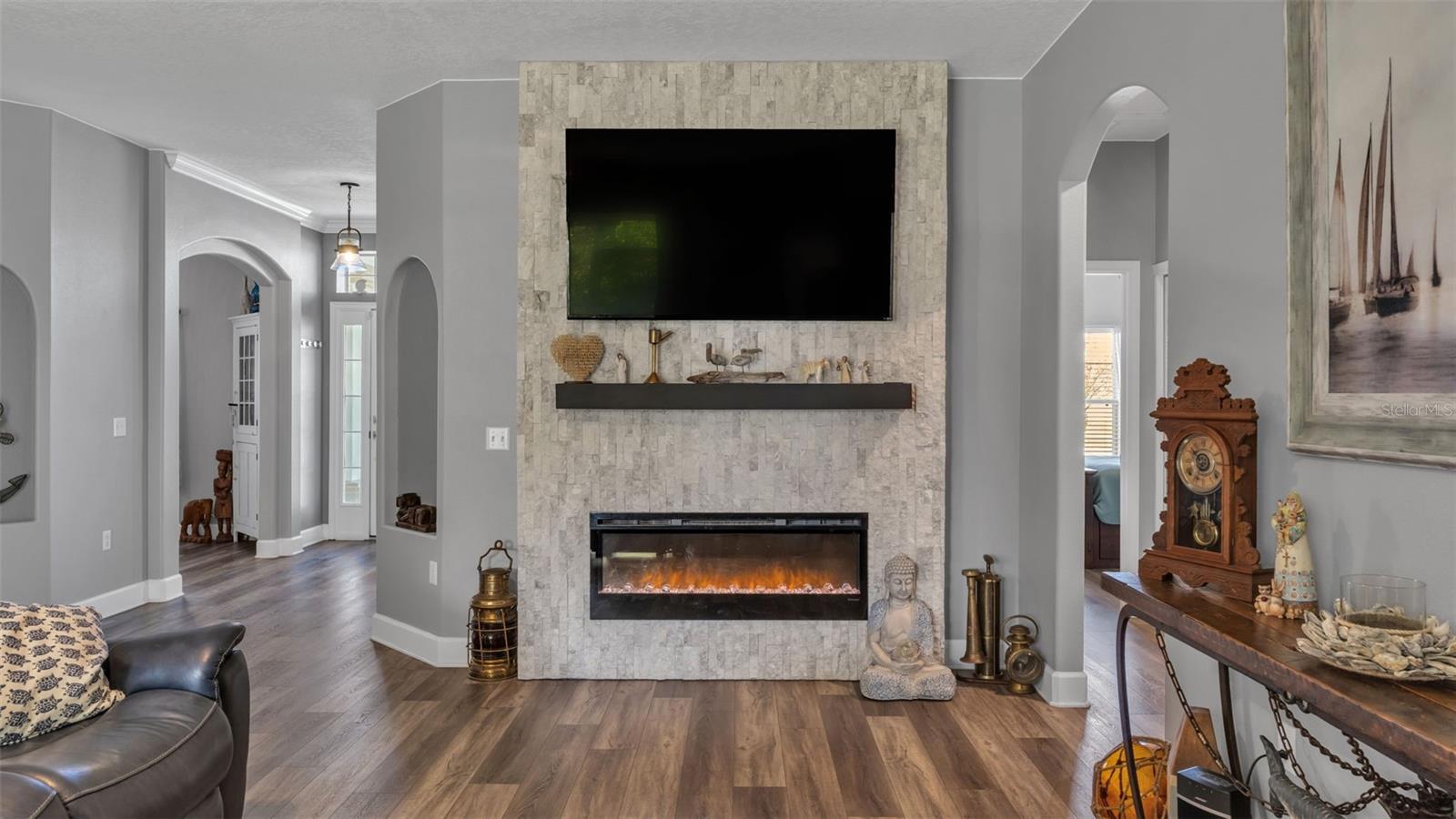 HALLAM PRESERVE EAST - Residential