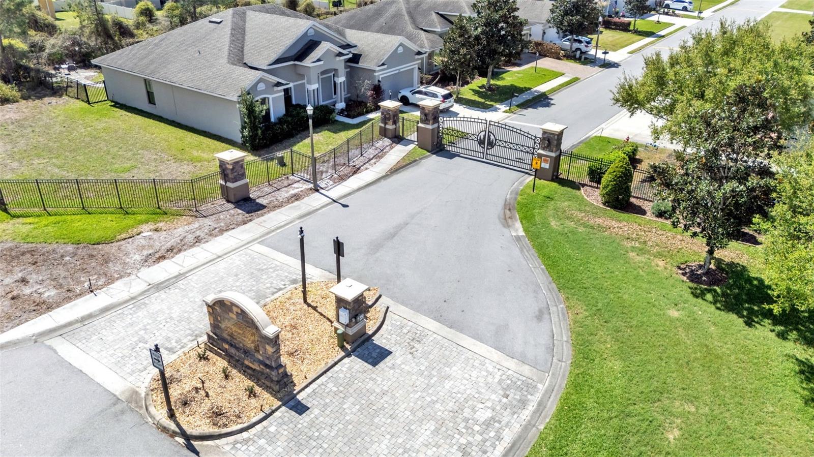 HALLAM PRESERVE EAST - Residential