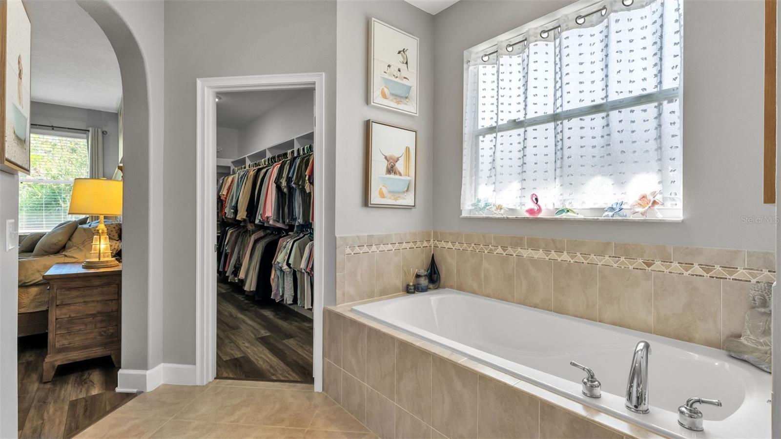 HALLAM PRESERVE EAST - Residential