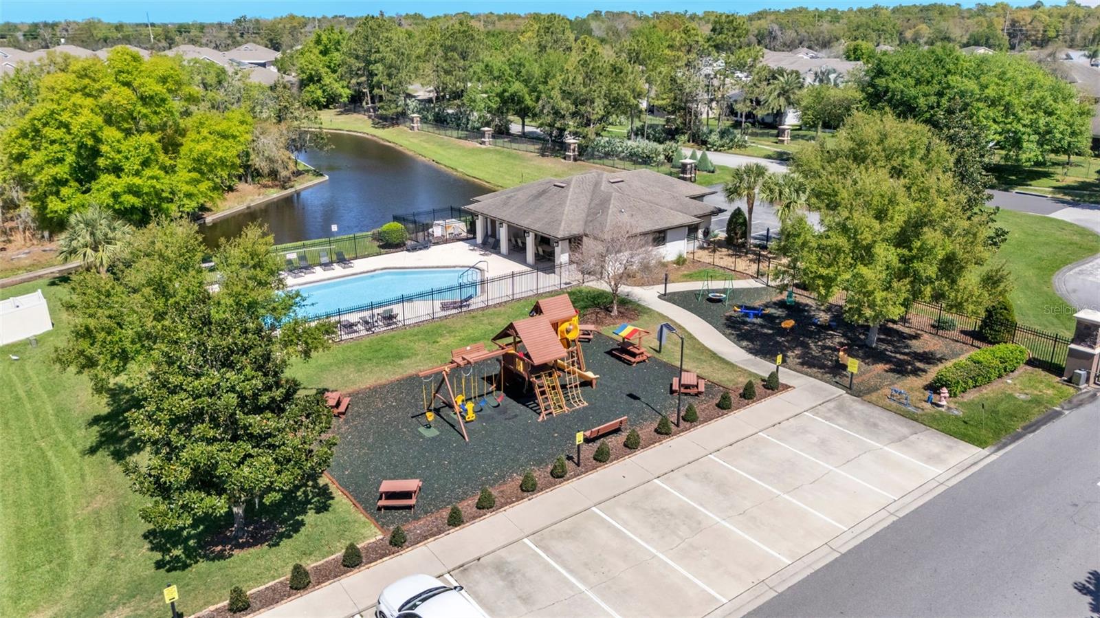 HALLAM PRESERVE EAST - Residential