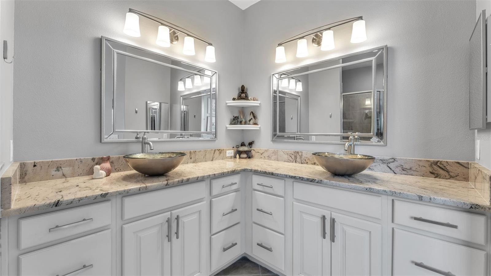 HALLAM PRESERVE EAST - Residential