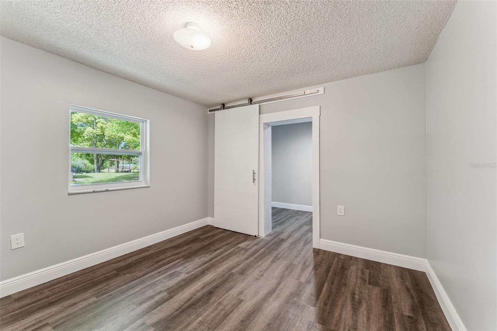 ORLANDO IMPROV CO 02 - Residential